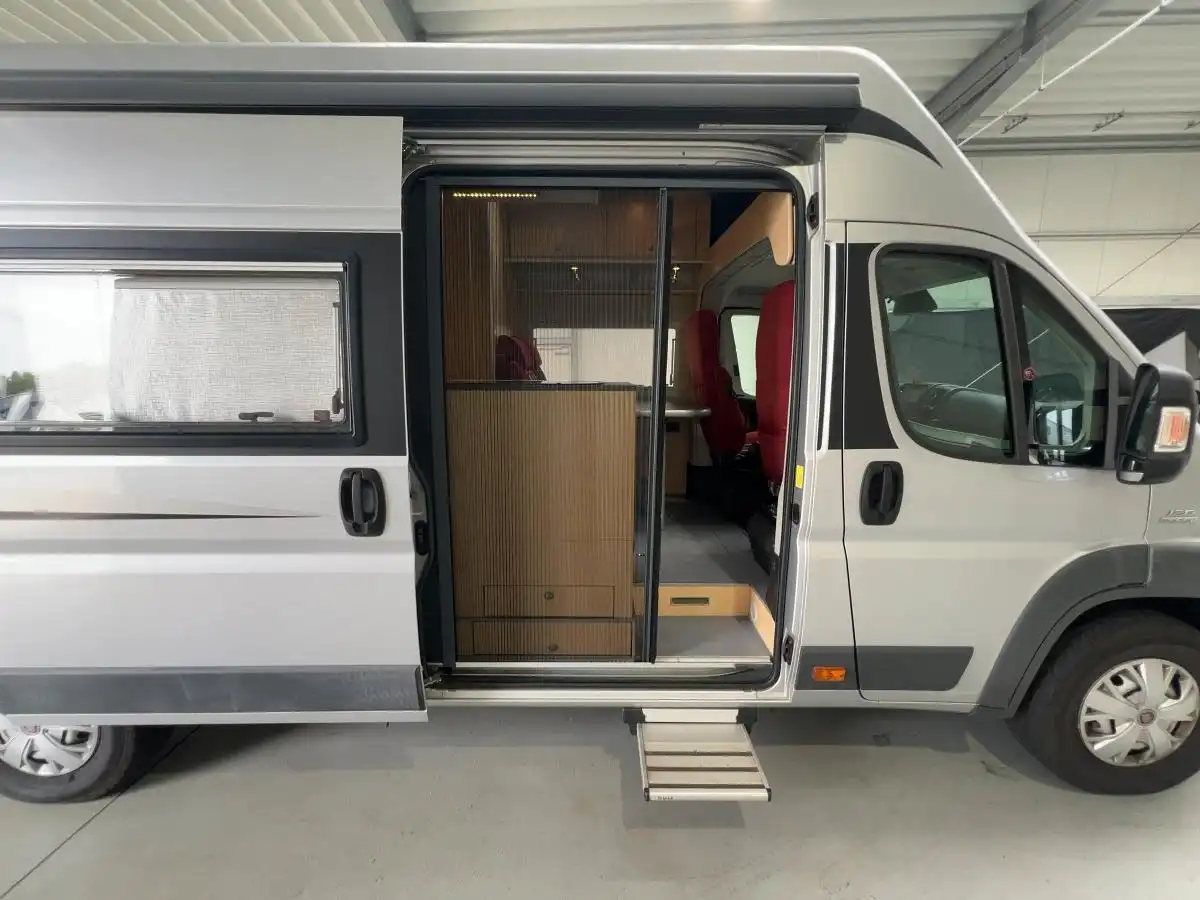 LA STRADA Avanti C  - Ansicht 6